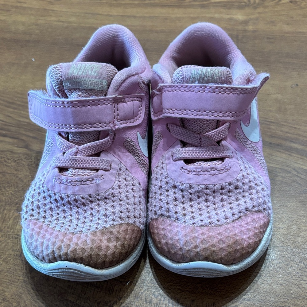 Nike Kids Light Pink Sneakers with Strap